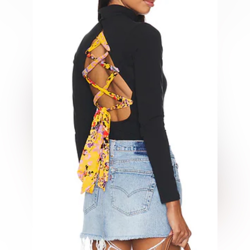 Free People Black Long Sleeve Body Suit-Floral-Back Tie. Sanity strip secure NWT